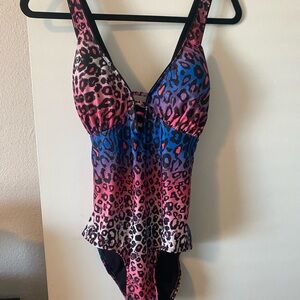 XOXO, Size 1X, Vibrant Hombre Leopard Print One Piece Women’s Swimsuit